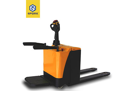 Sử dụng và lưu ý khi sử dụng xe nâng tay